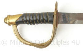 Vintage sabel met schede cavalerie model - 107 cm lang - replica