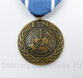 UNTSO Herinneringsmedaille UNTSO Midden Oosten In The Service of Peace medal in doosje - 8,5 x 3,5 cm - origineel