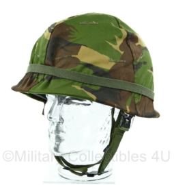 M1 helm met binnenhelm en woodland cover van het Nederlandse leger uit de jaren 90 - Origineel