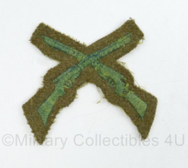 Wo2 Britse leger patch MARKSMAN PATCH BADGE RIFLE REGIMENTS  - 7 x7 cm -origineel
