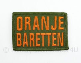 Oranje Baretten embleem - met klittenband - 8 x 5,5 cm
