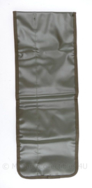 Defensie lange opbergtas donkergroen met drukknoopjes  - 21 x 26 cm - nieuwstaat - origineel