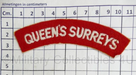 Britse leger Queen's Surreys shoulder title - 11 x 3,5 cm - origineel