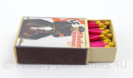 WO2 Duits luciferdoosje van echt hout - SS Reiter Wettkampfe - afmeting 6 x 4 cm - replica
