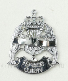 Schotse politie pet insigne met buigpinnen Semper Vigilo - 4½ x 3½ cm - origineel