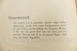 Boekje Bezettingstijd in Nederland Onder de Duitsche Dwingeland (dichtvorm) - 21 x 13,5 cm - origineel 1945