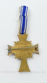 WO2 Duits Mutterkreuz in Gold met lint - zeldzame brosche voor op de borst - 8 x 3,5 cm - origineel