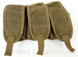 Triple M4 mag pouch coyote Made in USA - 27½ x 16 x 6½ cm - origineel