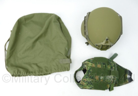 Revision Galvion Doks Helm Baltskin Viper P6N groen met tas en NFP green cover - maat 3 (54,6 tm. 57,9 cm.)  = Medium - NIEUW -  origineel