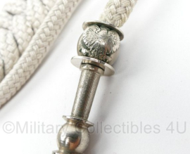 Uniform paradekoord nestel met nestelpen zilver - gedragen - 48 x 3,5 cm - origineel
