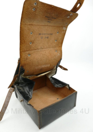 WO2 Duits DRK Deutsches Rotes Kreuz Sanitäter tas zwart leder - 18 x 8 x 22 cm - replica