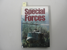 Boek 'Special Forces' - Mark Lloyd