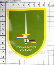 Nederlands Duitse Korps voertuig sticker - Communitate Valumus - afmeting 9 x 11 cm - origineel