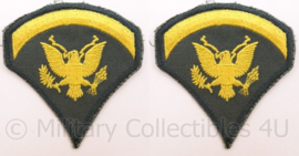 US Army Vietnam oorlog arm emblemen - rang Specialist Five - Cut edge - afmeting 7,5 x 8 cm - origineel