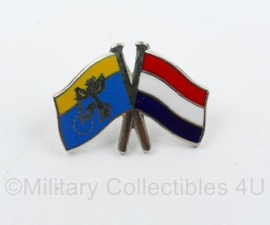Duo vlag speld Nederlandse vlag met insigne 41e Gemechaniseerde Brigade - 2,5 x 1,5 cm - origineel