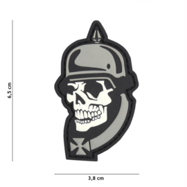 Embleem 3D PVC met klittenband - WW1 Skull - grijs - 6,5 x 3,8 cm. 