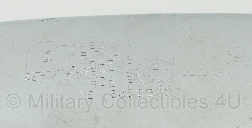 Politie Hallogeen lampen set Federal Signal Corp. Warning Light  voor de Mitsubishi Pajero van politie Kennermerland - afmetingen 16½ x 6 x 11 cm - origineel