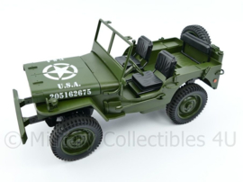 Willys MB WO2 jeep model 1:10 - op afstand bestuurbaar en met verlichting!