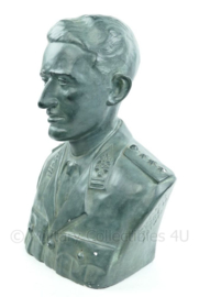 King Boudewijn Bust Hildebert Derre Antwerpen 1953 Koning Boudewijn Buste - 51 x 28 x 58 cm.  (l x b x h) - 10,5 kg