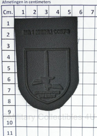 Relief Logo HQ 1 NL GE Korps Duits Nederlandse Korps - 8,5 x 5,5 cm - origineel