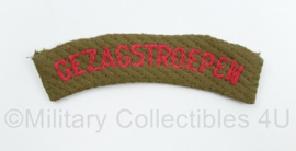 Straatnaam KL Gezagstroepen gevouwen - gebruikt - 1944 tot 1945 - 10,5 x 2,5 cm - origineel