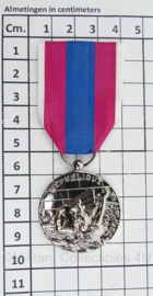 Franse medaille Defence Nationale - 9 x 4 cm - origineel