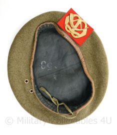 MVO jaren 50 baret met insigne Menno van Coehoorn - lijkt op Wo2 Brits Canadees model - maat 53 - origineel