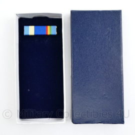 NL VN Mali medaille doosje met baton - 13 x 6 cm - origineel