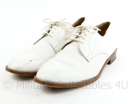 Koninklijke Marine witte tropen schoenen Avang Hand Sewn met lederen zool - maat 10,5 = 45 - origineel