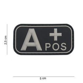 Embleem Bloedgroep A+ Positief - GRIJS / ZWART - Klittenband - 3D PVC - 5 x 2,5 cm.