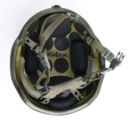 Armorsource A200 helm met camo zeldzaam en Camfit kinriem - maat M/L - gedragen  - origineel