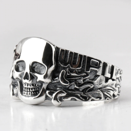 WestWall met doodskop ring - echt zilver - maat 8, 9