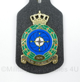 KLU Koninklijke Luchtmacht DPO Defensie Pijpleidingorganisatie borsthanger - 8,5 x 4 cm - origineel