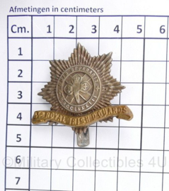 Britse cap badge 4th Royal Irish Dragoon Guards - 5 x 4,5 cm - origineel
