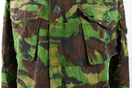 Britse leger en KMARNS Korps Mariniers Jacket Combat Tropical Jungle DPM camo - maat 180/104 - gedragen - origineel