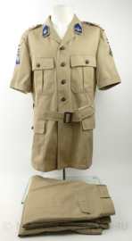KL VN tropen tenue jasje met korte mouw en twee broeken Verbindingsdienst - maat Medium - nieuw - origineel