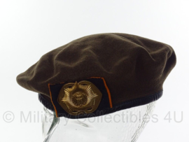 KL Nederlandse leger baret met Van Heutsz insigne  - model 1963-2000 - maat 54, 55, 57 of 58 - origineel