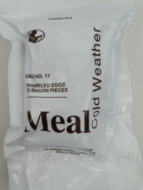 1 doos met US Army MCW MRE Cold Weather  - Meal Cold Weather  - maaltijd houdbaar tot 2053! - Inspect Date 2-2027
