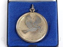 VN UN Verenigde Naties medaille 1975 "Peaceful uses of outer Space "- origineel