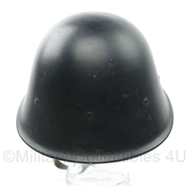 Nederlandse M27 helm van vóór 1940 - doorgebruikt na de oorlog - origineel