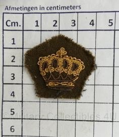 KL Nederlandse leger Koninklijke Kroon van goudkleurig draad voor het uniform - 4 x 3,5 cm - origineel