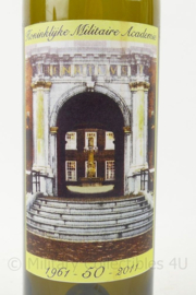 KMA Militaire Academie LEGE wijnfles 50 jaar jubileum 1961-2011 - 31½ x 7 cm - origineel