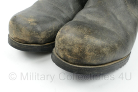 Duitse winterlaarzen - naoorlogs - runderleer met filt - WO2 Duits model - maat 28 = maat 43 - origineel