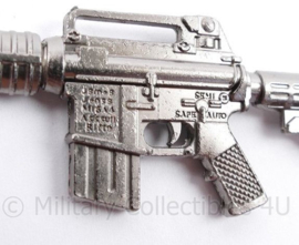 WO2 US Army M4A1 Assault Rifle metalen sleutelhanger