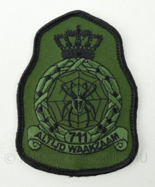 KLU 711 Squadron embleem met klittenband - 11½ x 8 cm - origineel