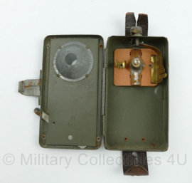 WO2 Duitse zaklamp Petrix No.679L  - origineel