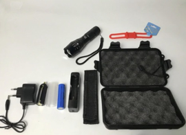 Oplaadbare L2 LED light complete set - 5 standen - zwart - lengte 12,5 cm - nieuw gemaakt