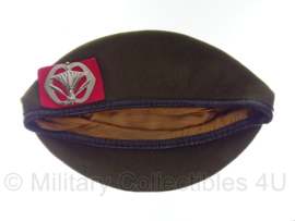 KL Nederlandse leger baret met Militaire Administratie insigne - vorig model - 55 tm. 60 cm.  - origineel