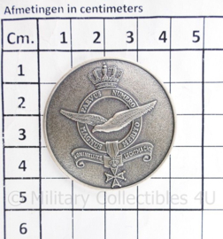 KLU Luchtmacht coin Veteranen dagen  11 en 12 september 2002 - diameter  4 cm - origineel