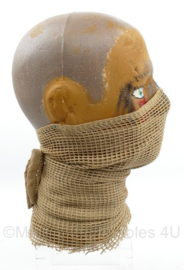 Piepschuim mannequin hoofd beschilderd met balaclava - 16 x 14 x 29 cm